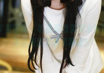 GIRLT果团网 - 听说莫雅淇穿水手服，图库资源直奔颜值巅峰！