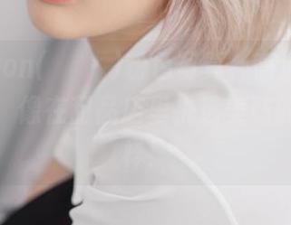 Hyoyeon(김효연)粉色写真，高清绝对值得流连，像在甜品店里挑选美味的糖果一样！