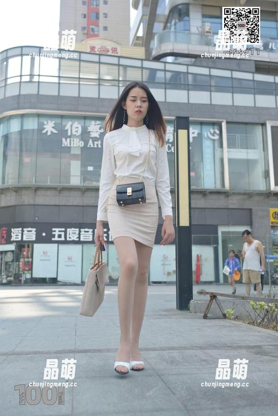 IESS异思趣向 - 小小的书法指导员套图：更新后的灵魂出窍！