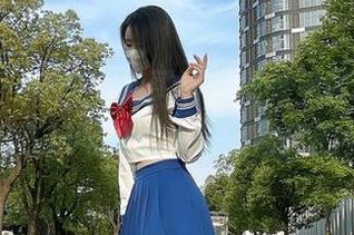 微密圈 - 300元能买到的稀有美图，July芝岚的在线写真让人想追问她的秘籍！
