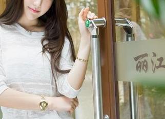 MiStar魅妍社 - 陈嘉嘉Tiffany学妹的美图，下载后别怪我没提醒你要心脏强壮！