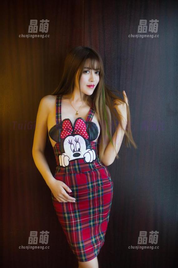TuiGirl-松果儿 TuiGirl - 松果儿带你游泳池边,高清比基尼图集美到犯规!