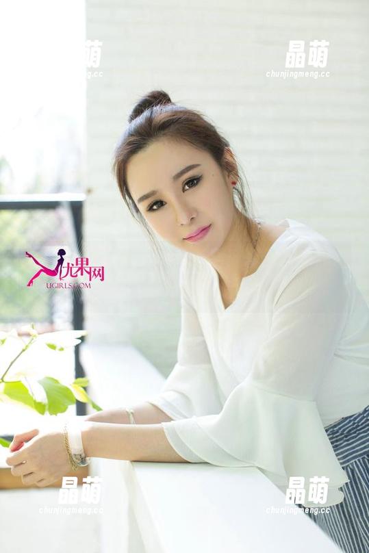 UGirls尤果网-李思宁 UGirls尤果网 - 白丝新展!李思宁的作品更新,迷人的瞬间总是让人心动!