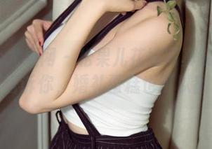 UGirls尤果网 - 松果儿花嫁写真资源：一张图告诉你，婚礼蛋糕也可以翻车！