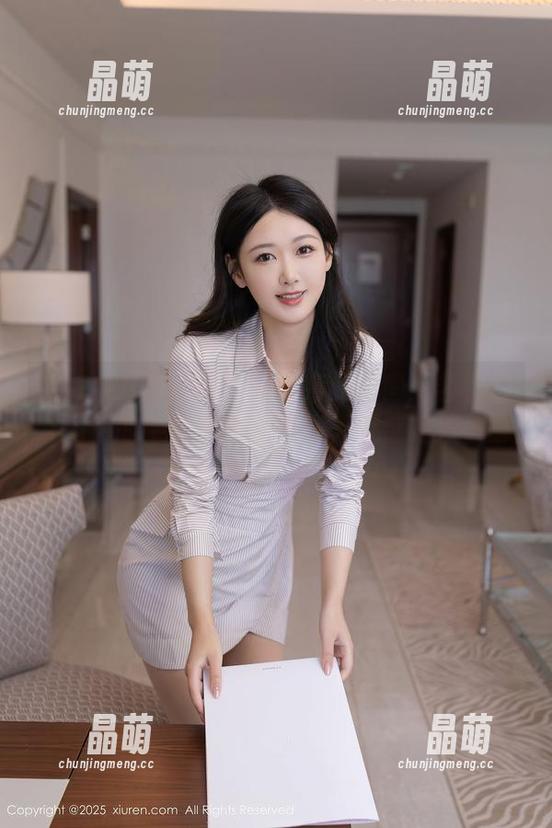 Xiuren秀人网-容容容Alice Xiuren秀人网 - 不经意的时尚:容容容Alice的牛仔裤高清写真,魅惑持续发酵