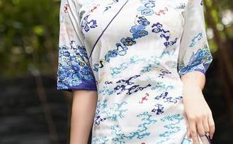 Xiuren秀人网 - 尹甜甜的办公室：免费图册带你感受打工人逆袭成女神的奇妙瞬间！