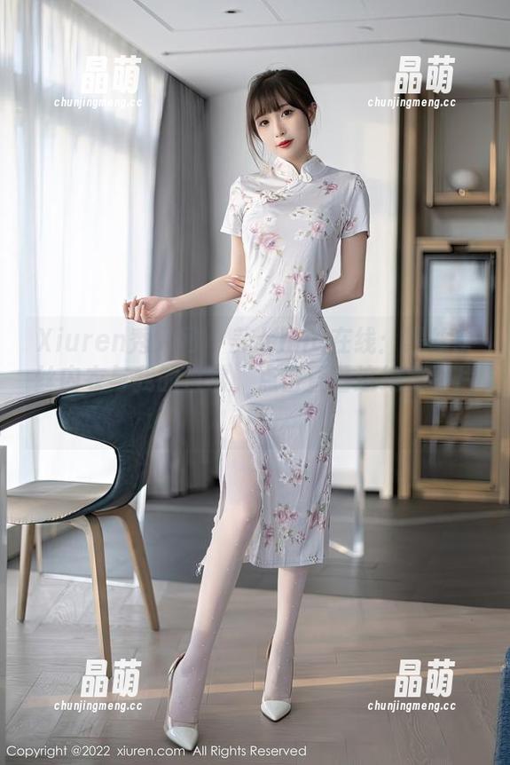 Xiuren秀人网 - 美七mia在线：黑丝蕾丝内衣与我的日常，点击查看这绝美图片！