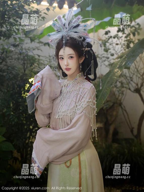 Xiuren秀人网-谢晚晚 Xiuren秀人网 - 白丝加持,谢晚晚图包分享,绝对刷新你的认知,好奇心不要停哦!