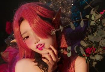 少女心急速上线，eloise软软的写真资源，保证让你一天都充满幸福感！