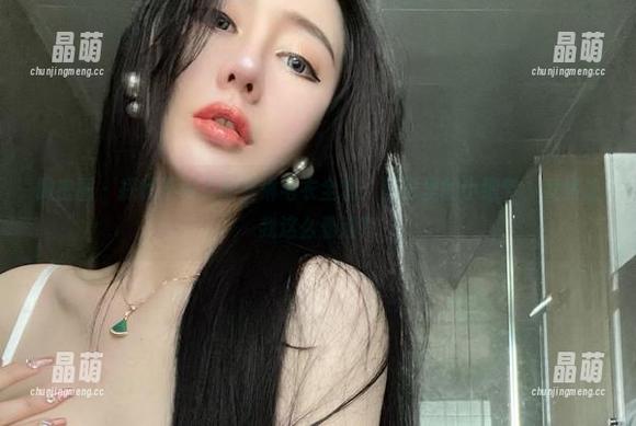 不爱笑的赛琳 微密圈 - 探秘不爱笑的赛琳毛衣全套:图包里的小细节,竟然让我这么着迷?