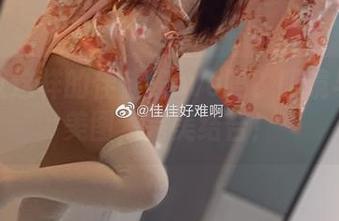 你见过这样的佳佳酱ovo吗？眼镜与免费美图，完美结合！