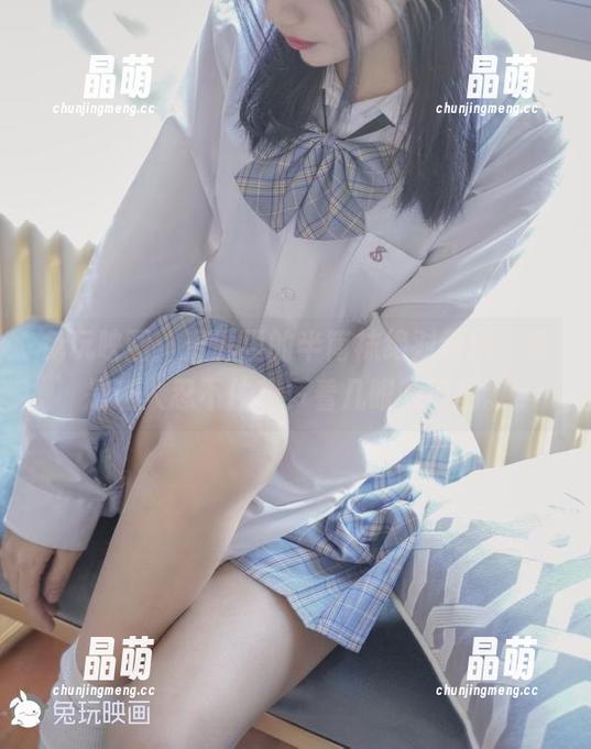 兔玩映画 兔玩映画:资源里的半筒袜绝对领域,真是让人忍不住想多看几眼的原图。