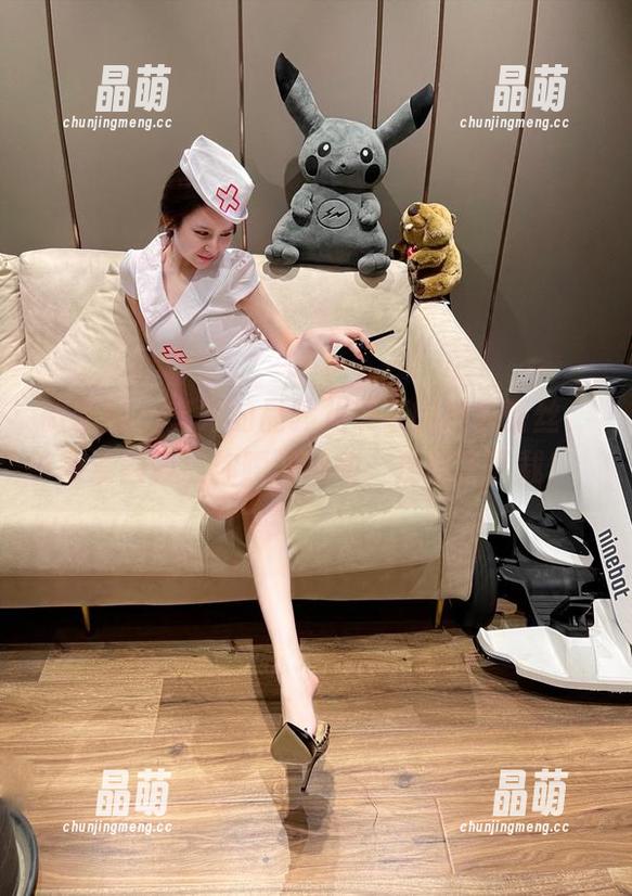 微密圈 - 奔跑的晶骡儿带来的皮衣蕾丝，高清画面让你瞬间心动，别忘了下载！