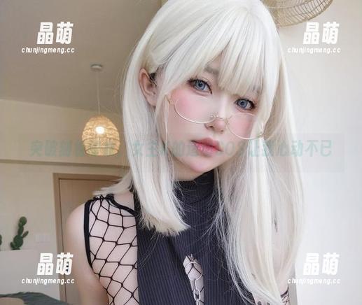 突破刻板印象，女主K的运动COS让我心动不已