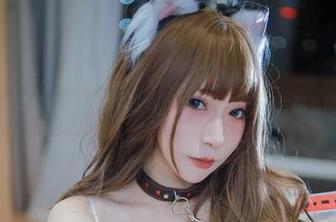 小泉学姐吖私拍里的涞觅，注定不只是图片那么简单