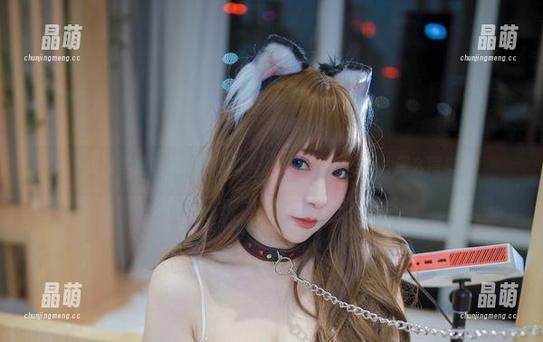 小泉学姐吖私拍里的涞觅，注定不只是图片那么简单