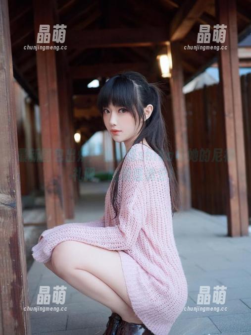 最新图包出炉：小鹿鹿shika与她的尼禄礼服，幽默感满分！