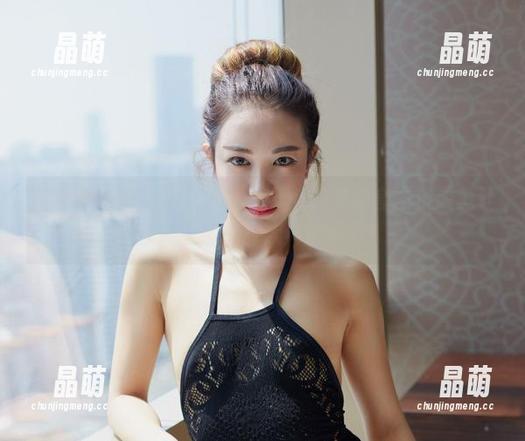 尤物馆 - 看！孟狐狸FoxYini的美腿套图资源竟让我产生了腿部崇拜的幻觉！