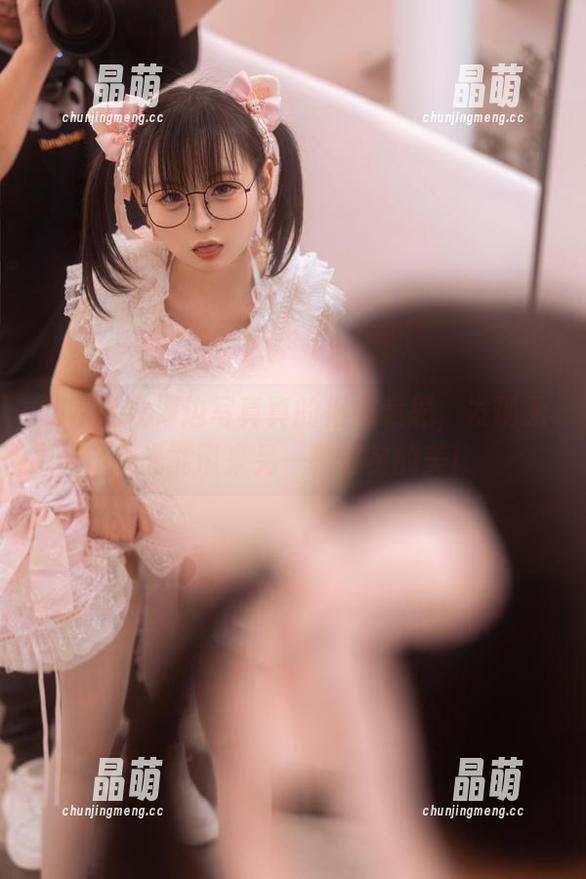 幼水铃衣海边写真真的很有意思，发现无圣光能带来另一种真实的美！