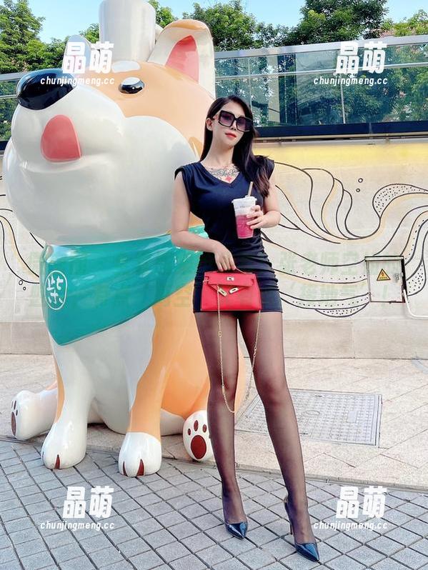 微密圈 - 全套图集抢先看！张老师空姐的魅力，有点‘高空’又有点‘接地气’！