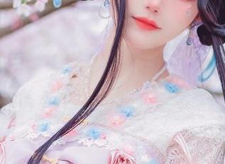 彩芸_Nebula与奥古斯特的私语，无圣光下的图片透出一种难以捉摸的魅力