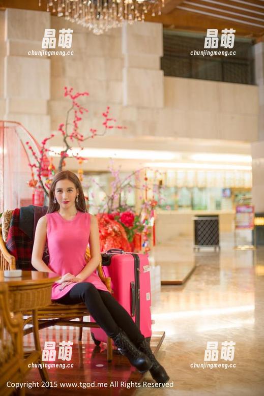 推女神-刘飞儿Faye 推女神 - 从不摆拍的刘飞儿Faye:连衣裙写真全集,快来围观她的随性之美