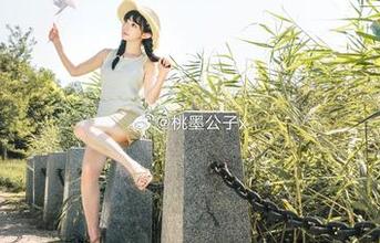 桃墨公子瑜伽作品集：一场视觉的身心之旅，顺便拉筋？！