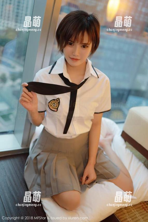 模范学院 - 暴击！Jennanni_Jen的全套长腿图片，想知道她的下一个动作吗？