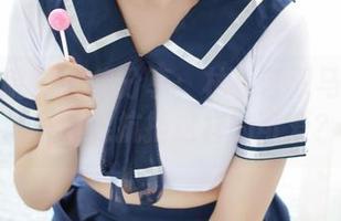 模范学院 - 图集分享：林小艺双马尾的日常，谁能抗拒这样的可爱？