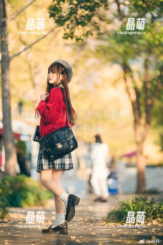 樱群 樱群带你飞:旋转木马美图合集,让你心情也跟着旋转!