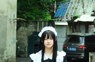 浴室的奇迹：白莉爱吃巧克力变身cos女神，下载这份美好！
