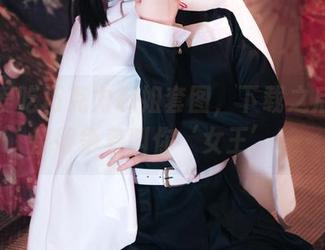 白莉爱吃巧克力御姐套图，下载之后大家都得争着叫你‘女王’！