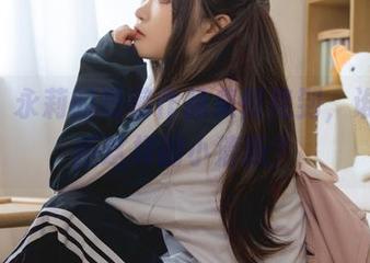 被神沢永莉的短裤作品集惊艳到，谁能抗拒这样的小清新？