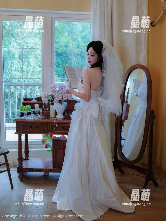秀人网-MODEL伊若 秀人网 - 当MODEL伊若穿上连体衣,美图合集竟然可以这么酷!