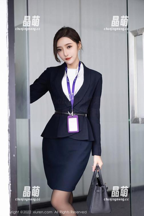 秀人网-M梦baby 秀人网 - M梦baby发的新美图,御姐的气息扑面而来,这画面!