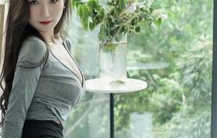 秀人网 - 下载徐莉芝Botty的全套剧情，生活从此多了点色彩！