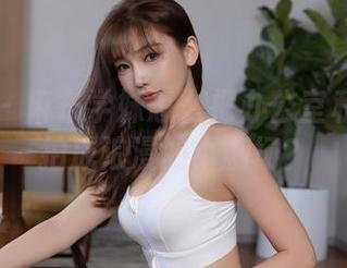 秀人网 - 麻布学妹怎么把办公室私房图包拍成浪漫的小剧场？