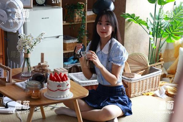 绮梦摄影-蔡蔡 绮梦摄影 - 蔡蔡的镂空作品:原图中的每个细节都在挑衅我的心思,真是耐人寻味。