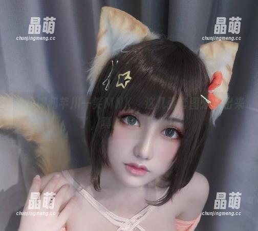 体操服和芊川一笑MNK，这几张套图分享出来了，真的是调皮啊！