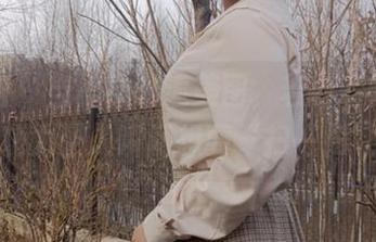 微密圈 - 当棉袜邂逅美图，若若老师的穿搭功力让人瞬间想要‘扫一扫’！