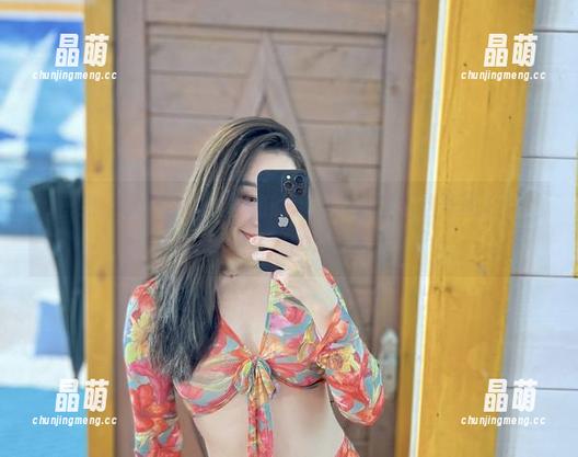 铁锤姐姐 微密圈 - 沉浸在铁锤姐姐的连体衣全集,这作品轻轻地撩动了我的心弦?