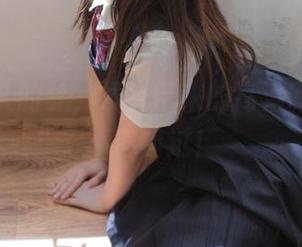 期待已久的梦，镜酱带来的高清制服壁纸不容错过！