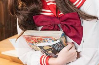 美图+学姐=炸裂！阿薰kaOri的作品什么时候让我下头？再看看吧！