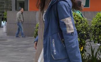 魔镜街拍 - 销售主管的粉裙日常：婷婷的高清图包，让一切都充满可能！